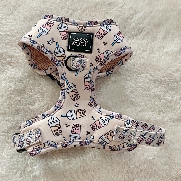 Milk Tea Dog Harness - Picture 1 of 3